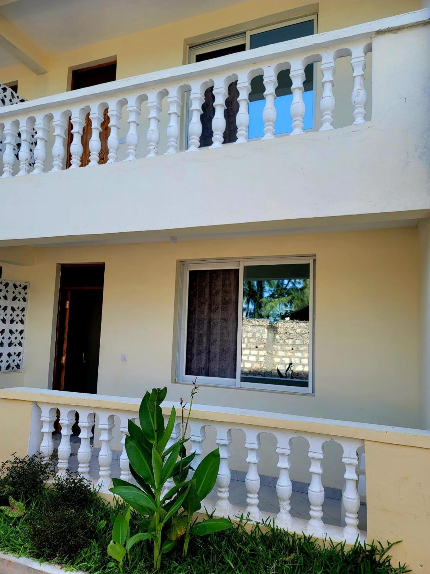Casuarina Lounge Hotell Malindi Exteriör bild