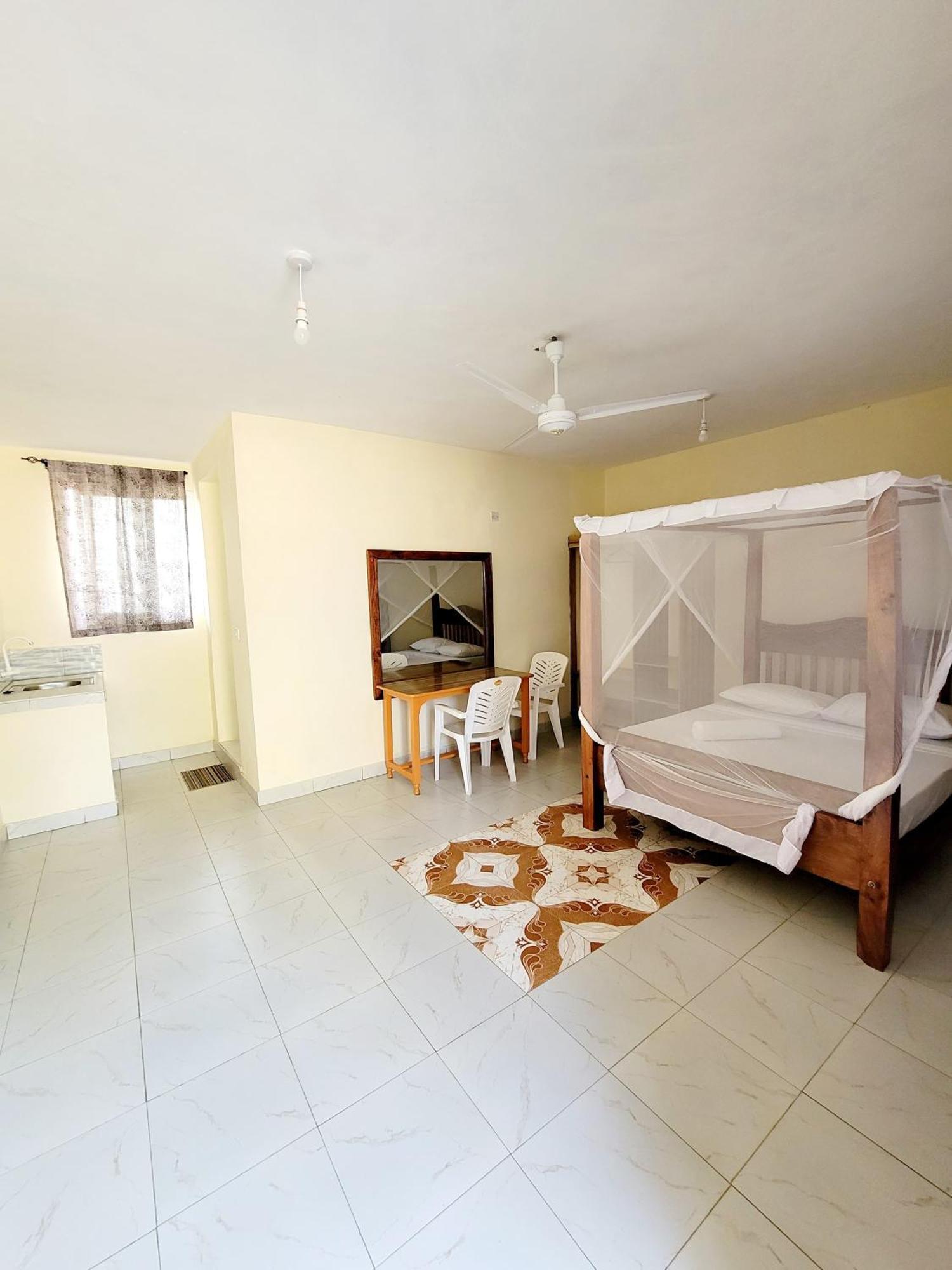 Casuarina Lounge Hotell Malindi Exteriör bild